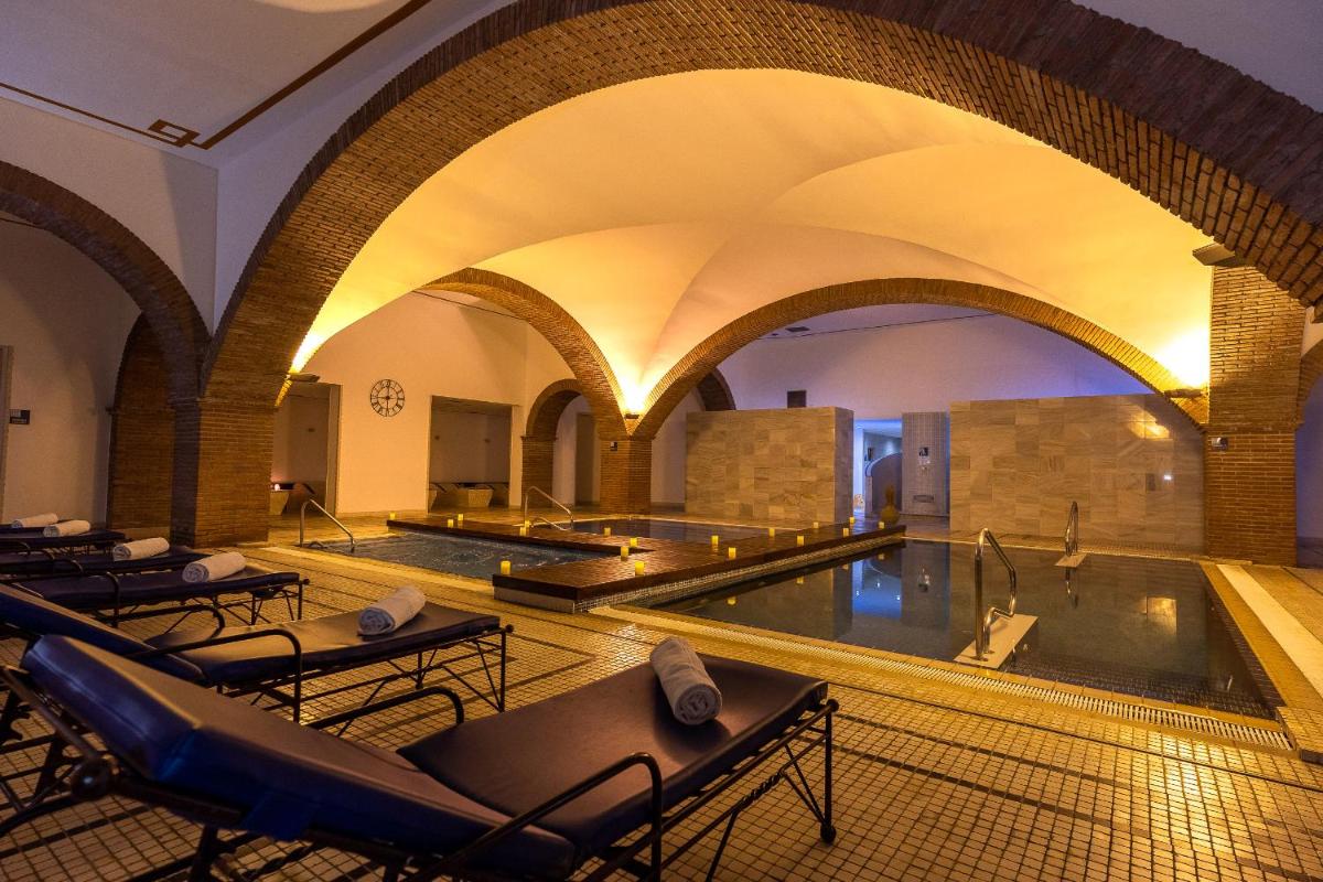 Piscina en o cerca de Hotel Blancafort Spa Termal