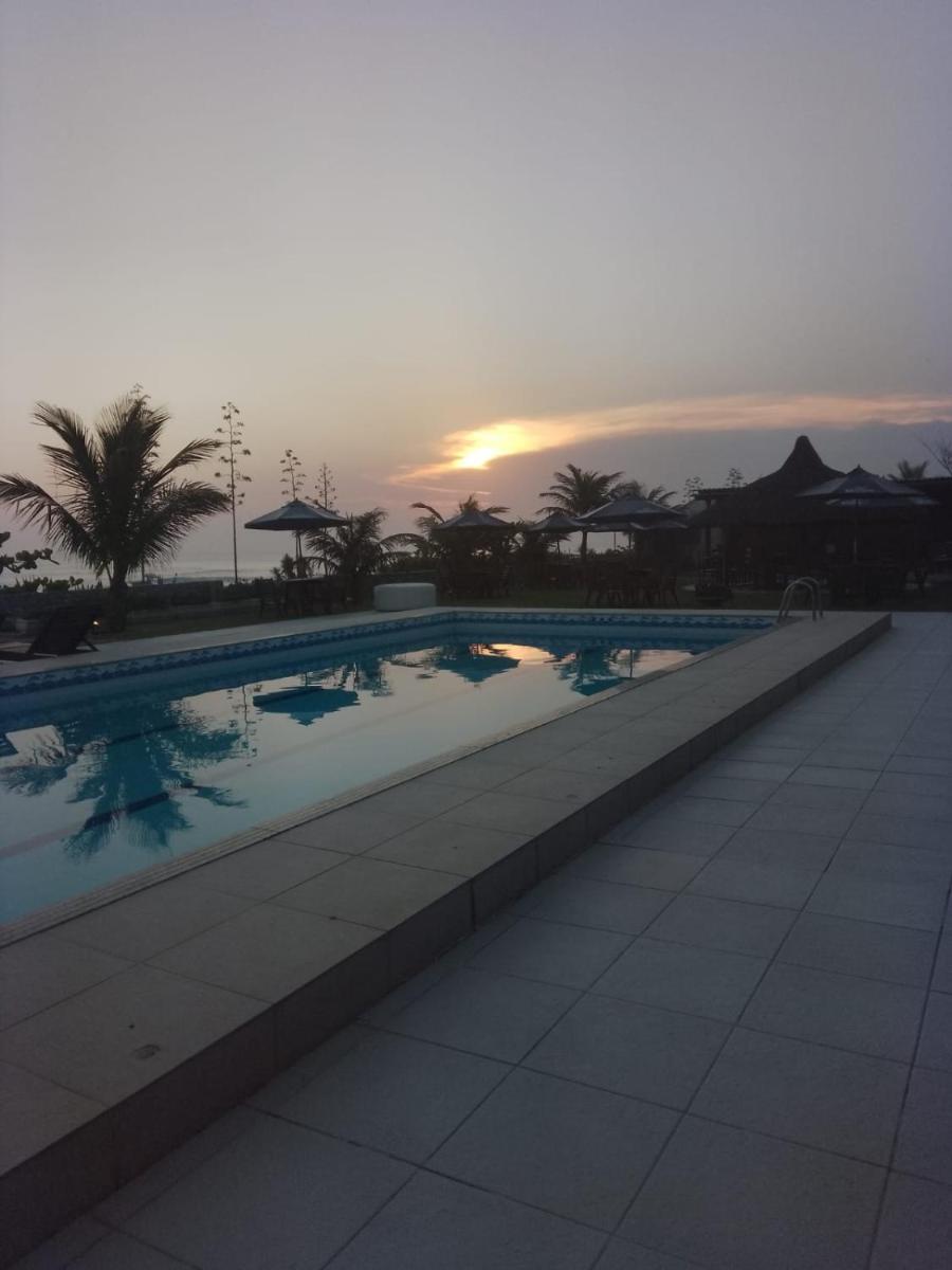 Castelhana Praia Hotel - Itauna Saquarema - Housity