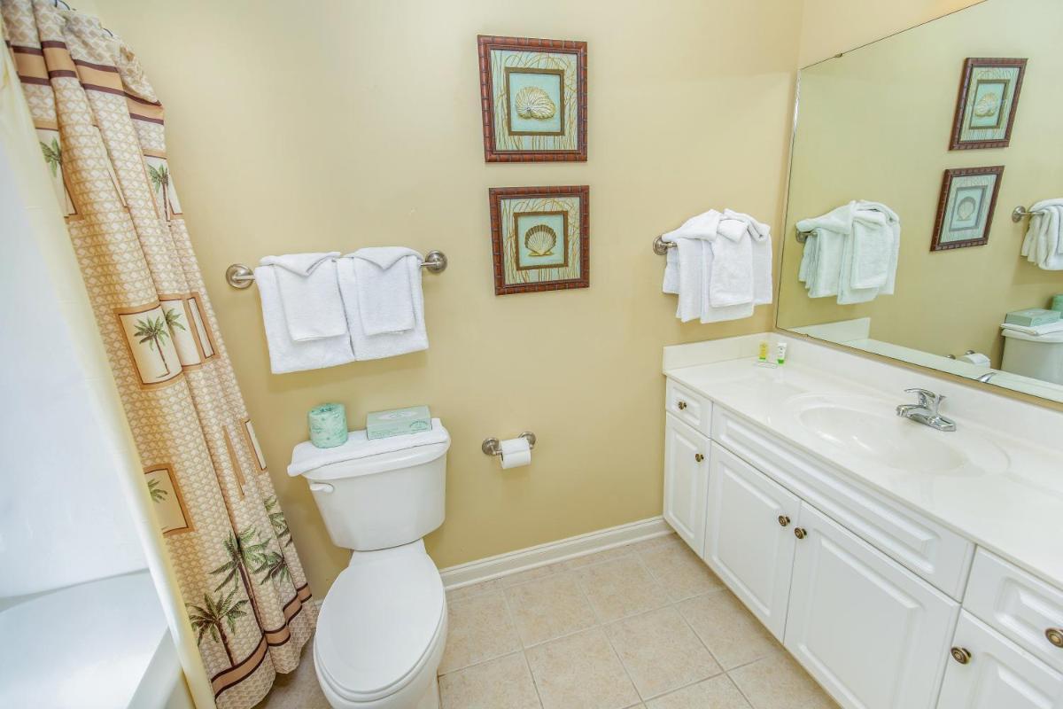 Grande Villas at World Tour Golf Resort - Housity