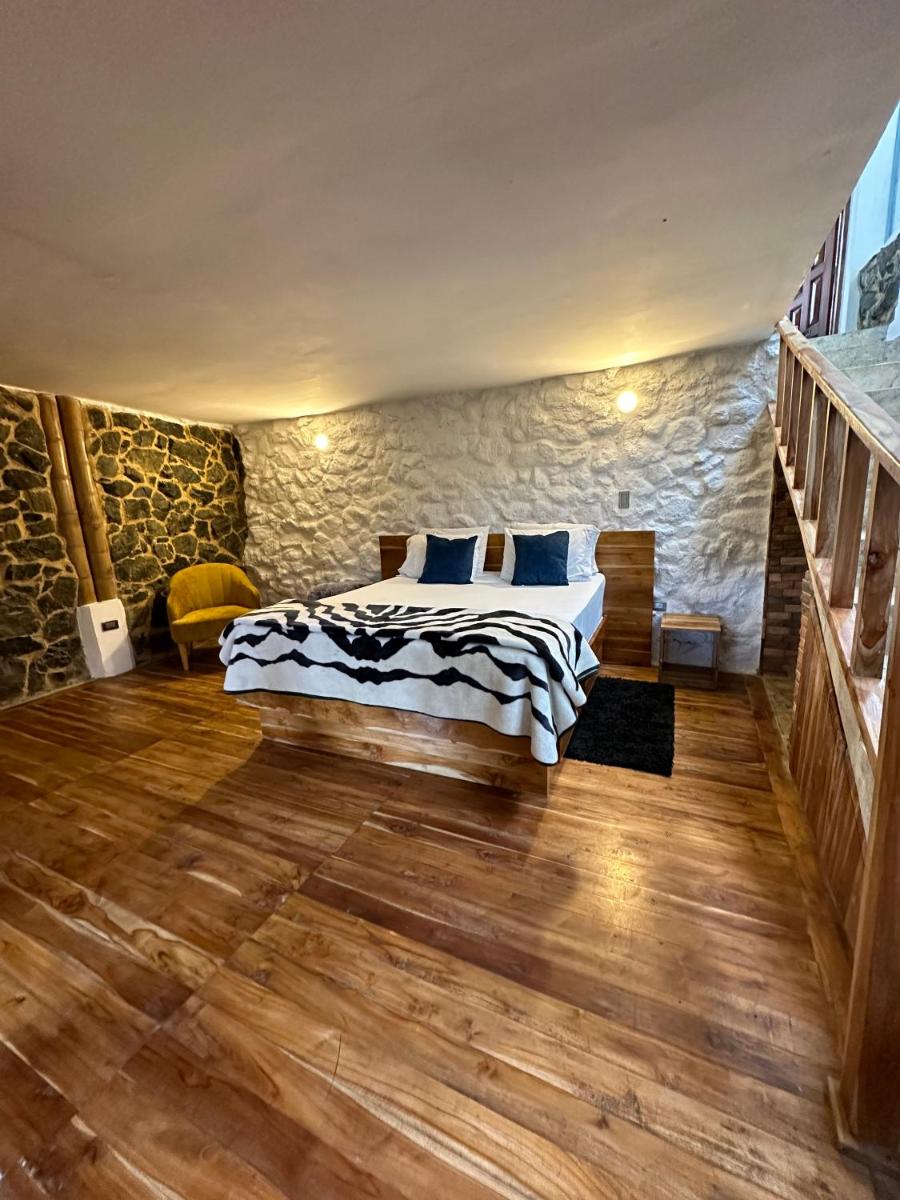 Eco Hotel Terrabella - Housity