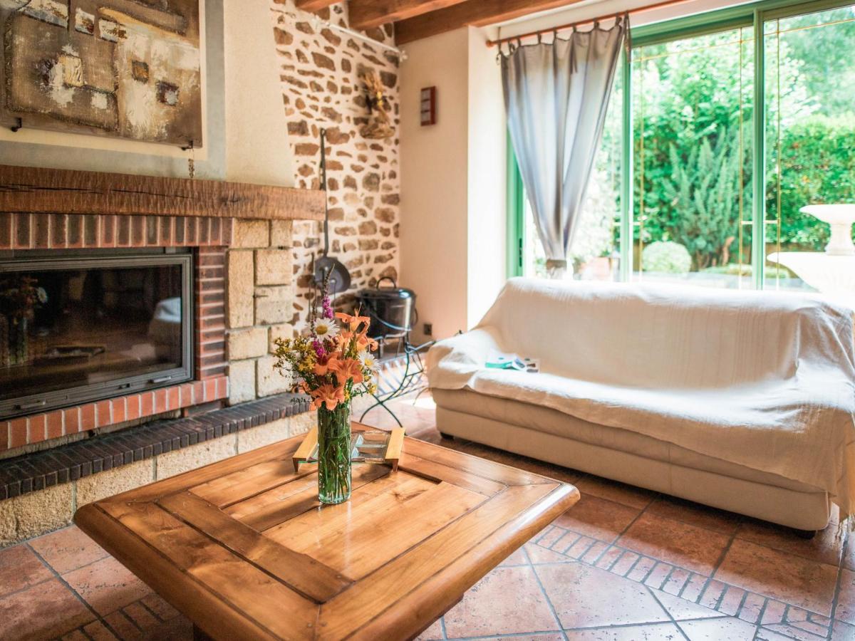 Gîte de charme avec SPA et cheminée, près du Mans, 7 chambres, WIFI, en bord de forêt de Vibraye - FR-1-410-308 - Housity