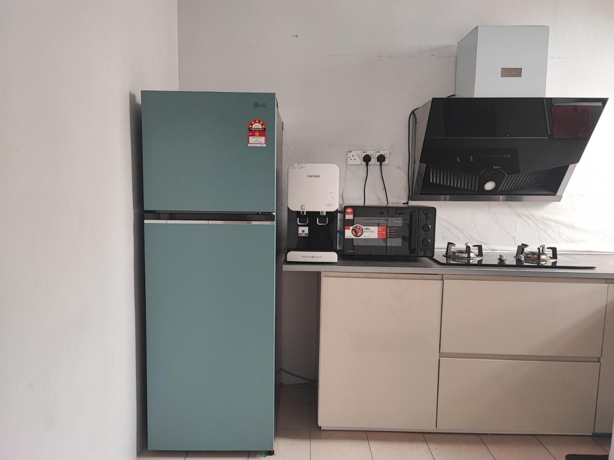 Homestay De' Humaira - USM Nibong Tebal - Housity