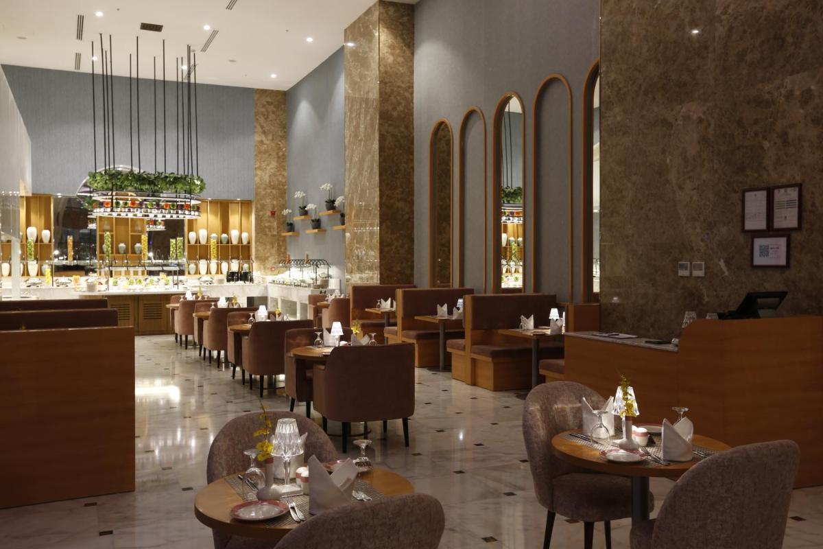 Cantonal Hotel by Warwick - Housity