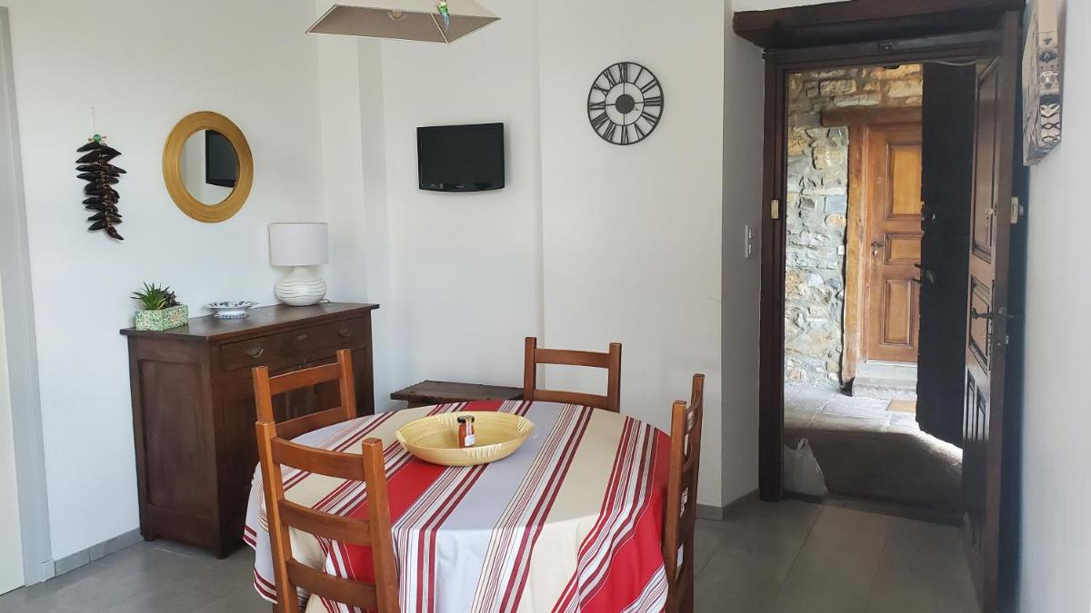 Logement calme et authentique à Espelette - Housity