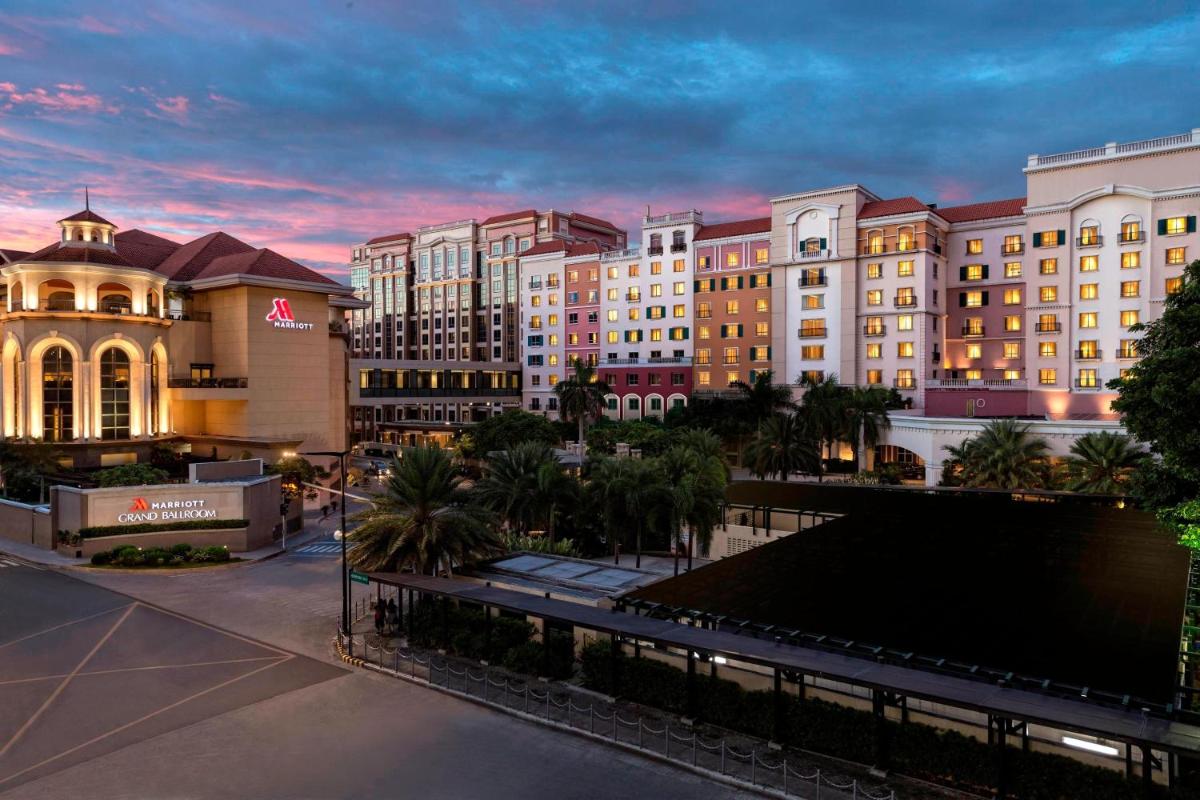 Manila Marriott Hotel - Housity