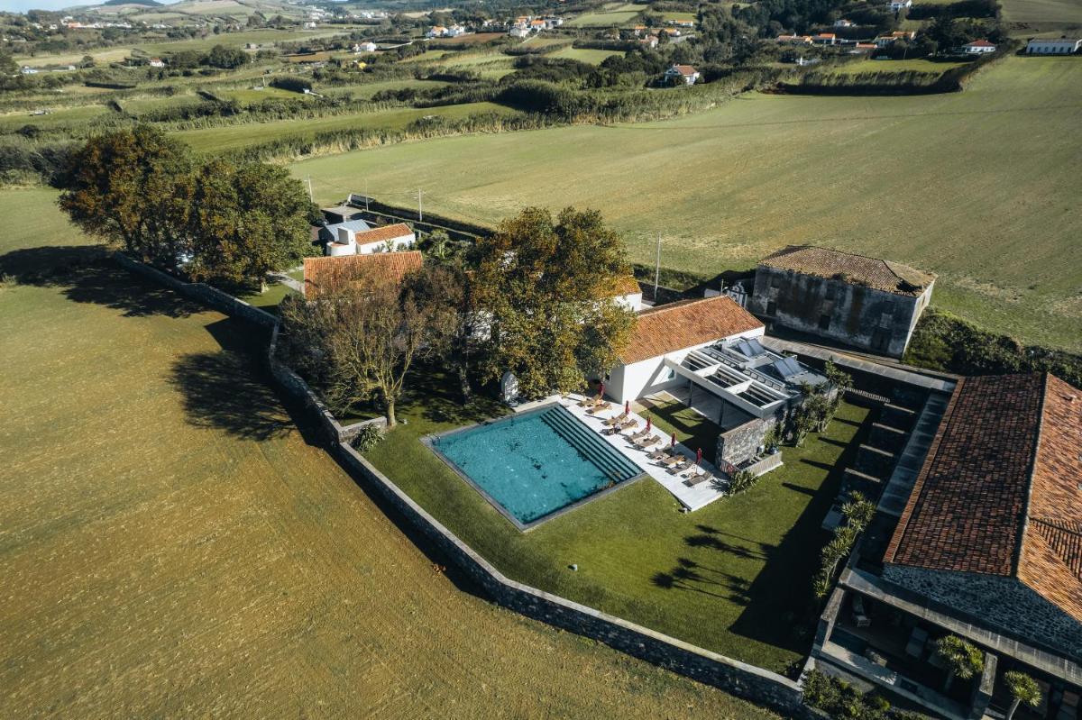 A piscina em ou perto de SENSI Azores Nature and SPA