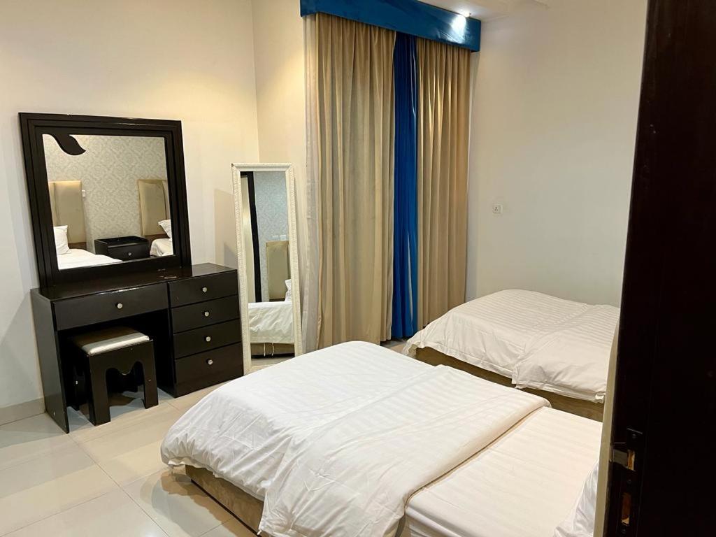 Suitetrails - Al-Aniqa Furnished Apartments