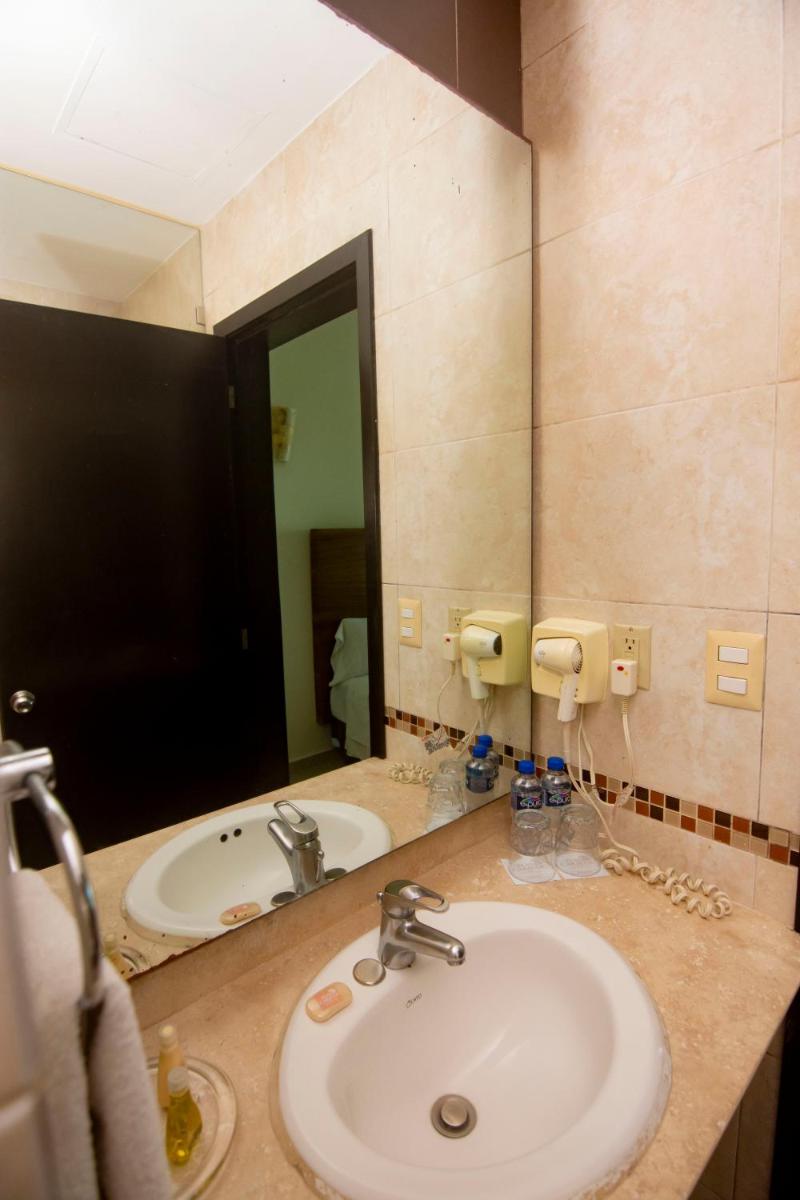 Playa Caracol Hotel & Spa - Housity