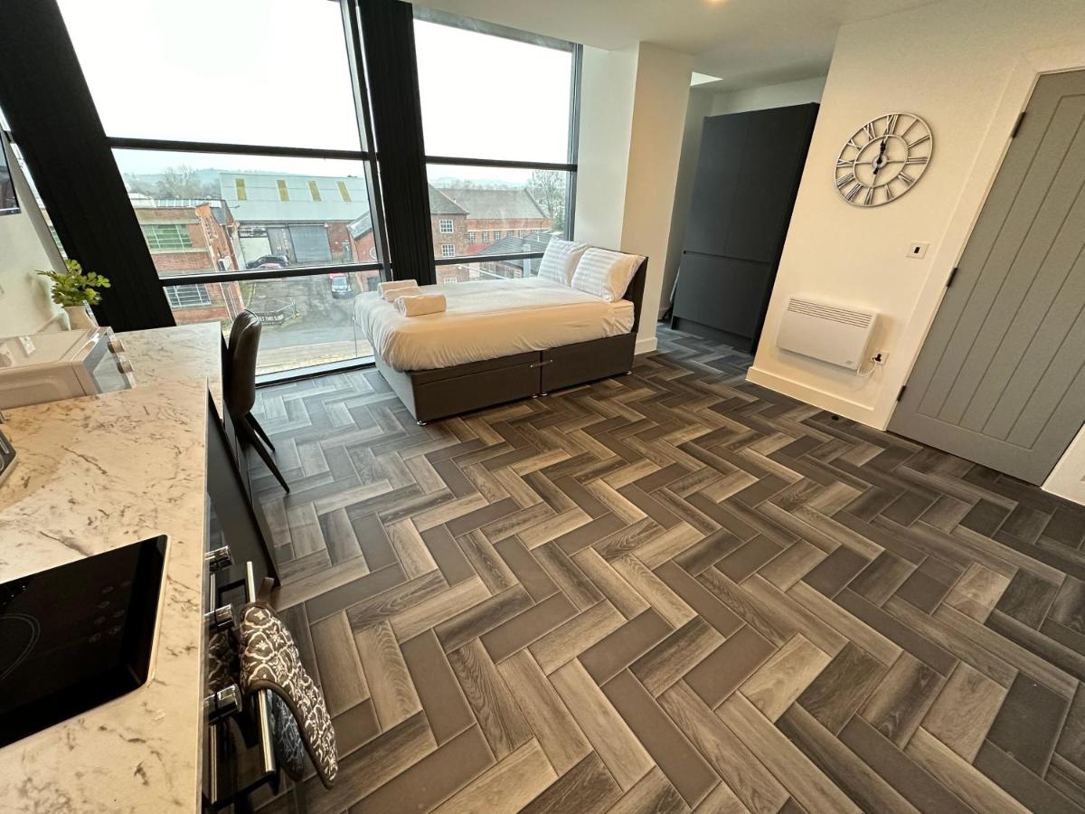 Graduation Studios - Housity