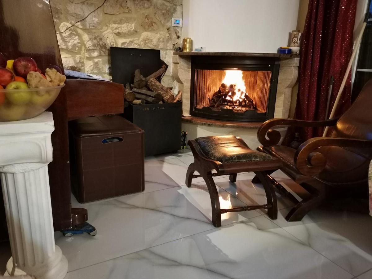 Suitetrails - Villa Askamnia and Suites