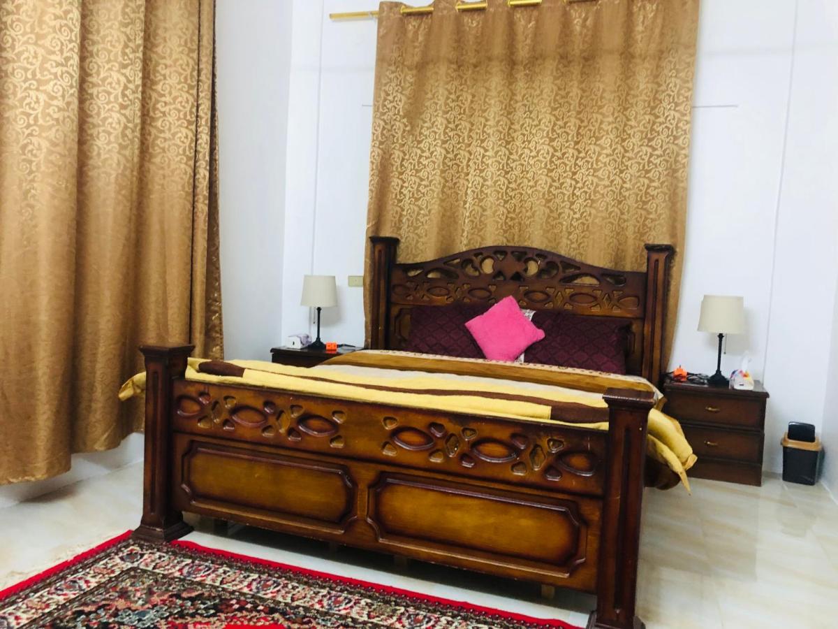 Pasha's house - Housity