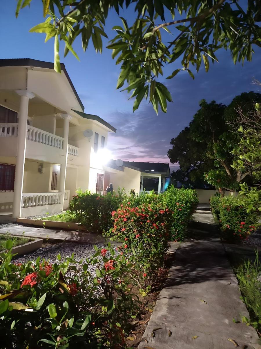 Lord's Hands Guesthouse Hotel - Housity