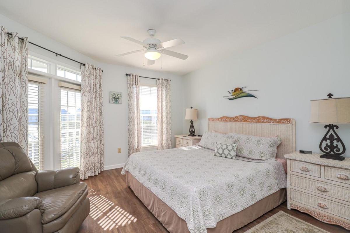 Seaside at Anastasia A303 - Housity