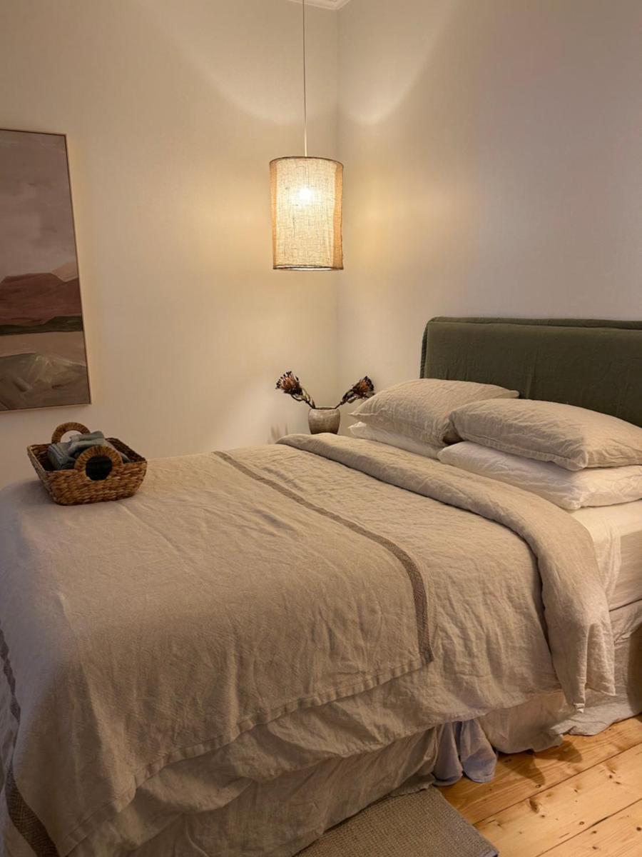 Cozy 2 bedroom cottage - Newly renovated, perfect location for best of Ballarat - Housity