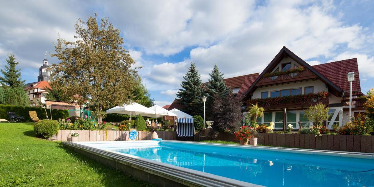 Hotel Thüringer Hof - Housity