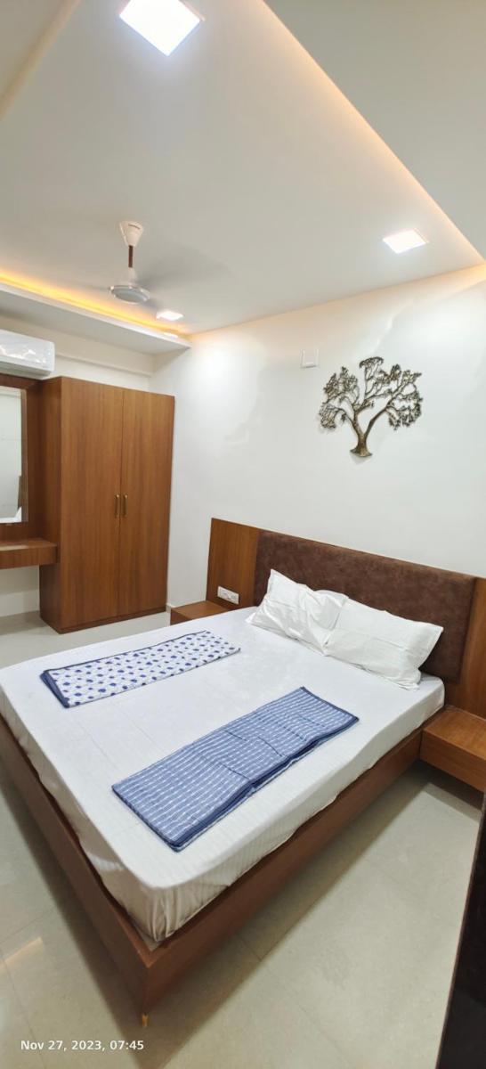 Leela Palace banquet hall and rooms - Housity