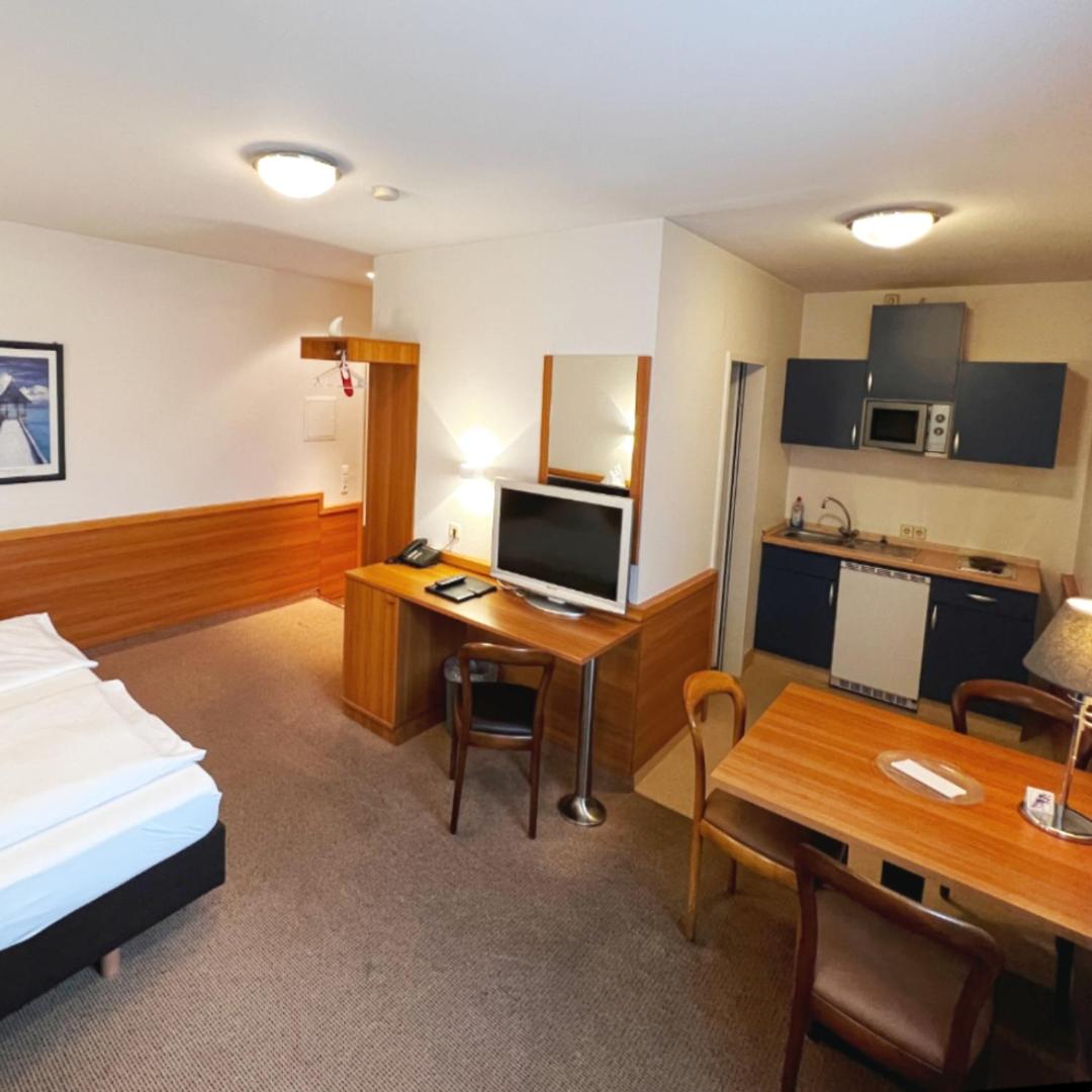 Hotel Höllsteiner Hof - Housity