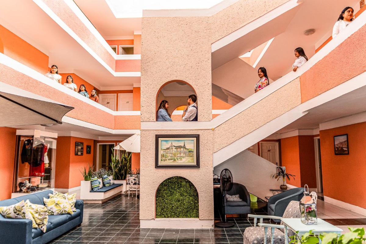 HOTEL DEL VALLE INN IXMIQUILPAN - Housity