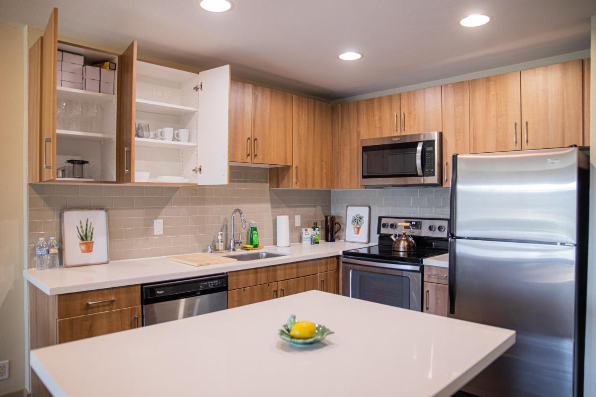 Luxurious Apartment With The Marina View - Housity