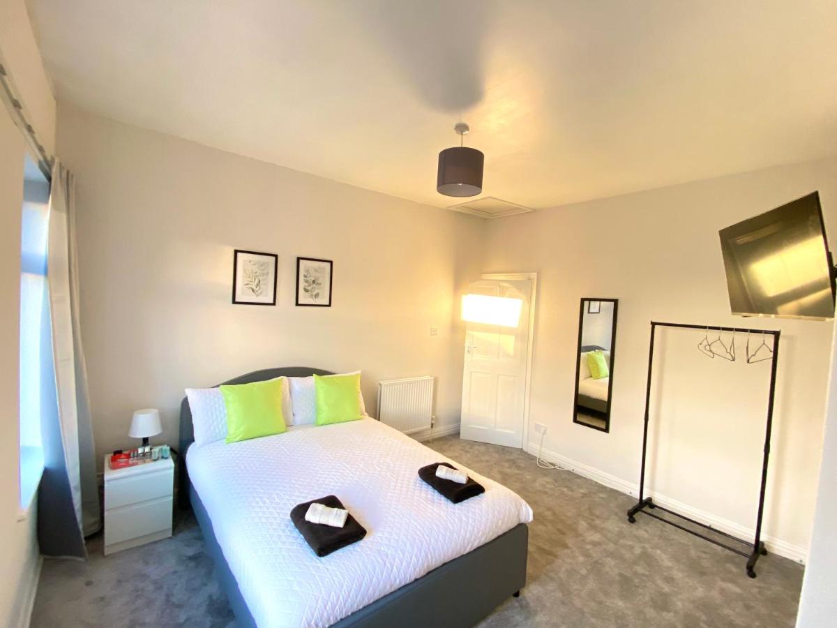 Kisobi Home Bedroom 1 - Housity