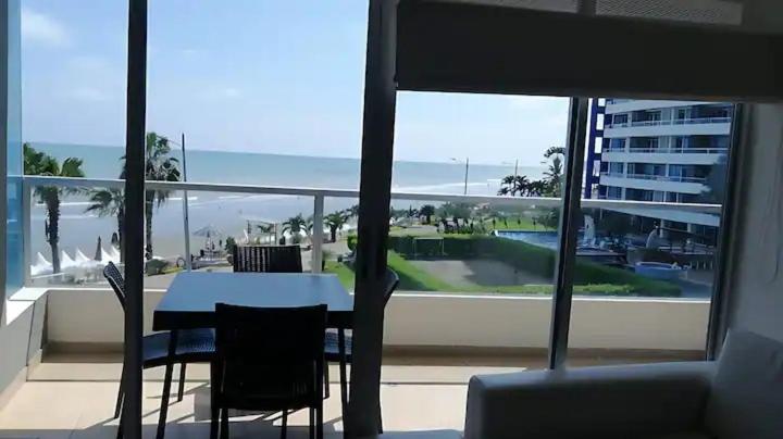 Hermoso departamento frente al mar - Housity