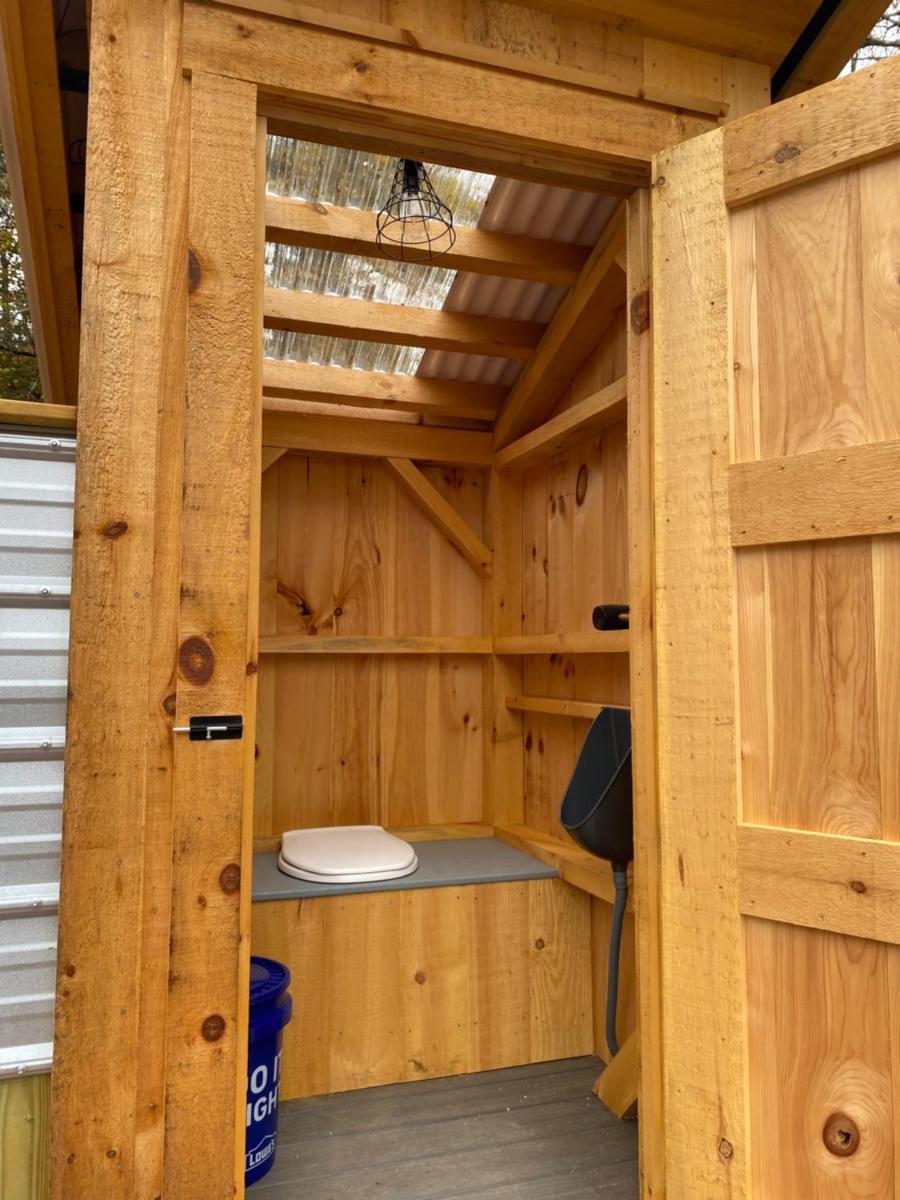 Sweet Retreat and Yurt Farm - Housity