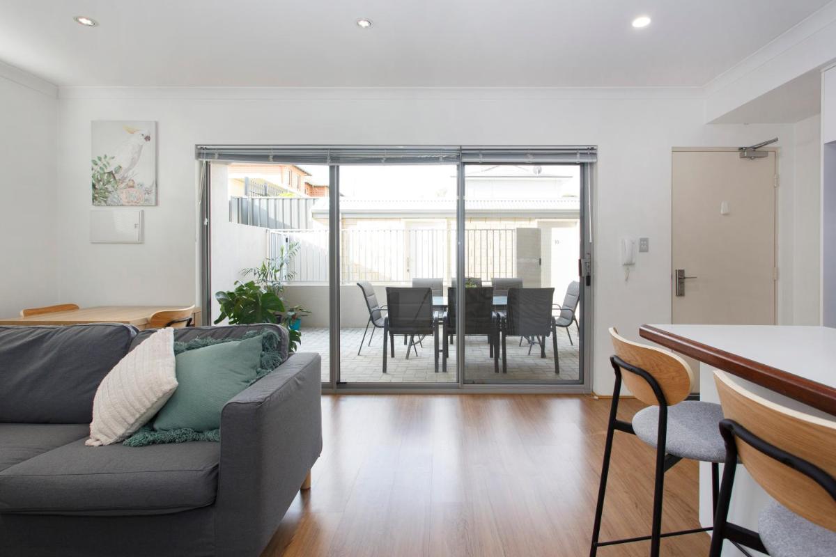 Suburban Living - 2 bedroom apartment Victoria Park - Housity