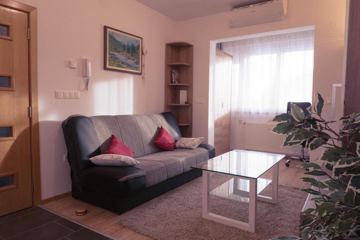 Apartmani Jastreb - Housity