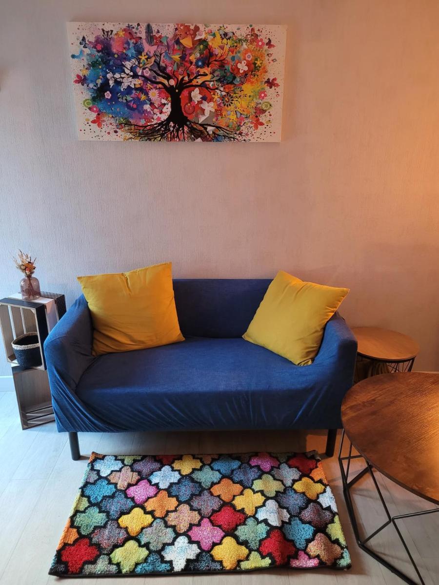 Studio Bourbon - Housity