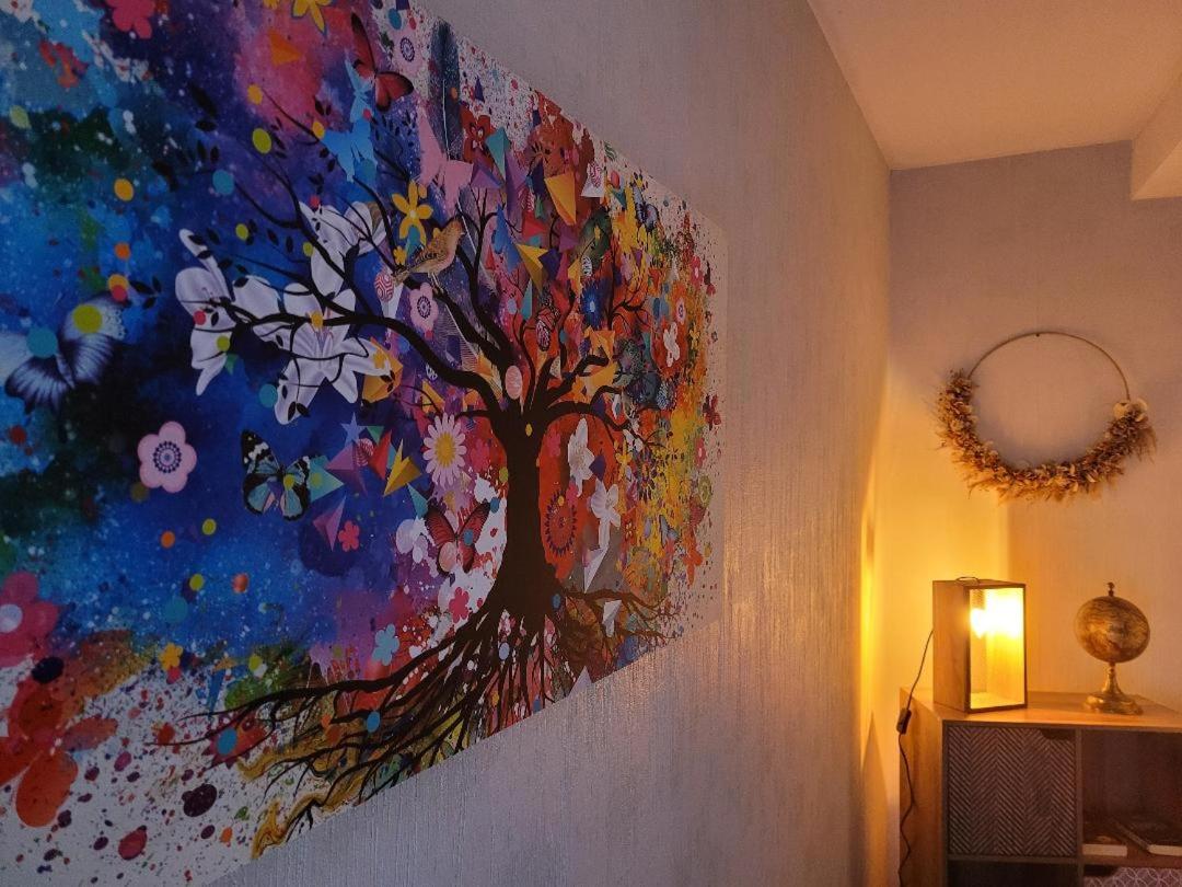 Studio Bourbon - Housity