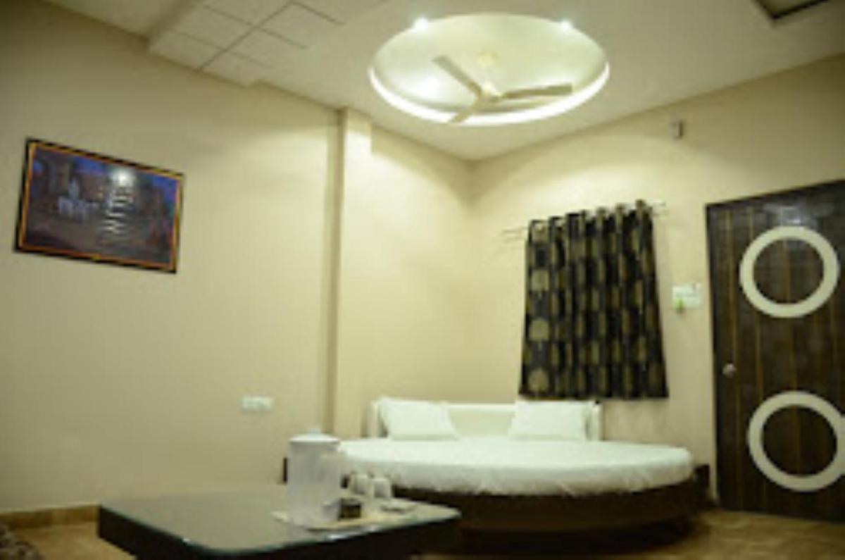HOTEL SHANTIDOOT , Gadarwara - Housity