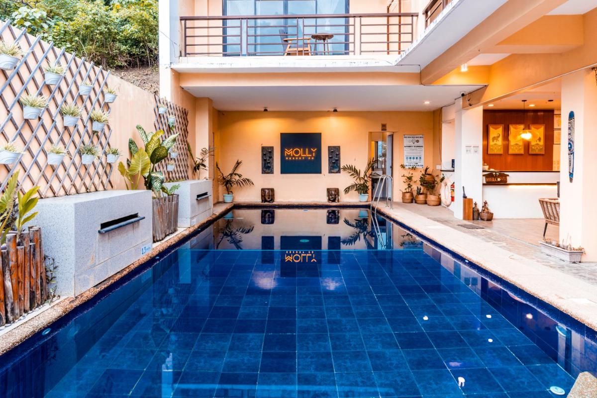 Molly Resorts - Housity