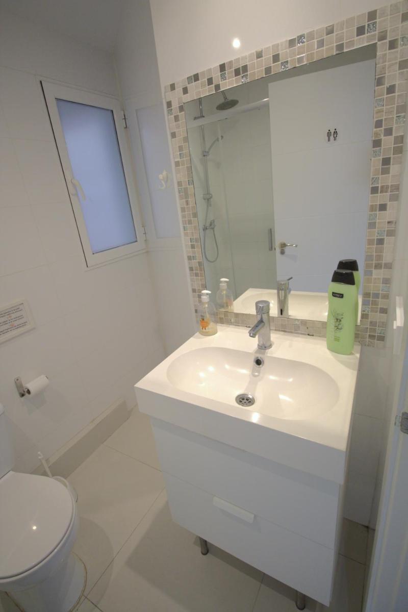 Habitaciones Privadas a un paso de Ruzafa - Housity