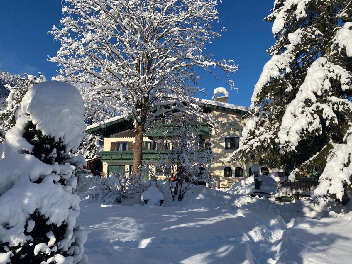 Mühlradl Apartments Gosau - Housity
