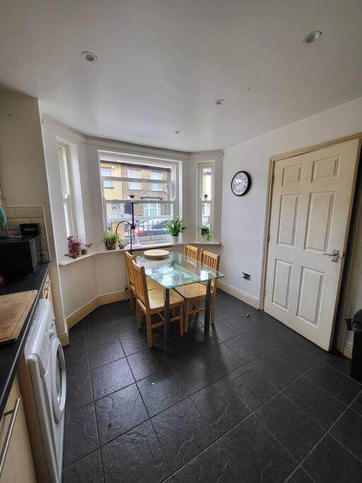 Cozy place to stay in London - Housity