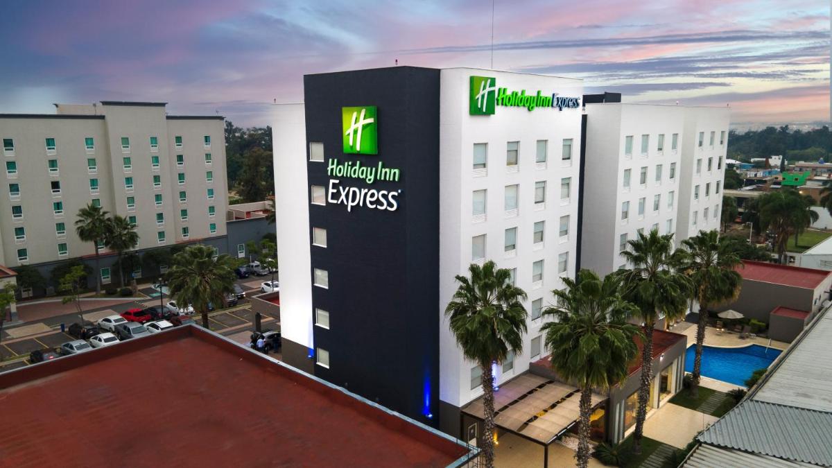 Holiday Inn Express Guadalajara Aeropuerto, an IHG Hotel - Housity