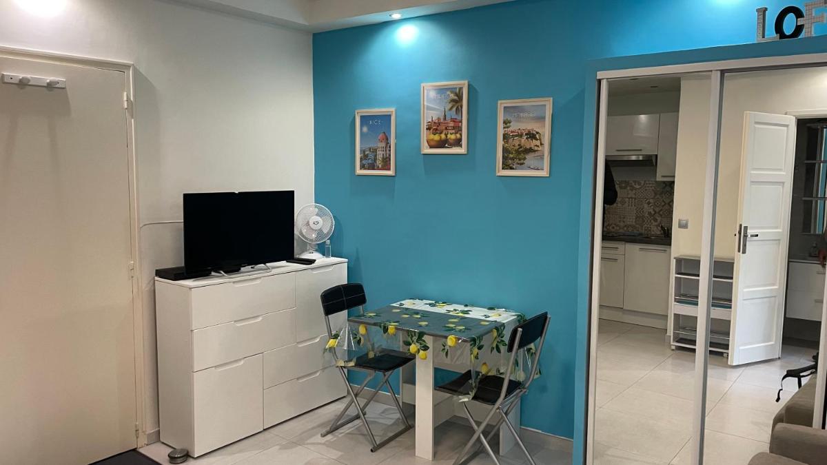 Studio rue piétonne proche plage - Housity