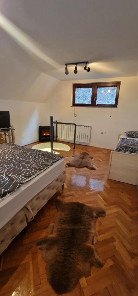 Holiday Home Oaza Mira - Housity