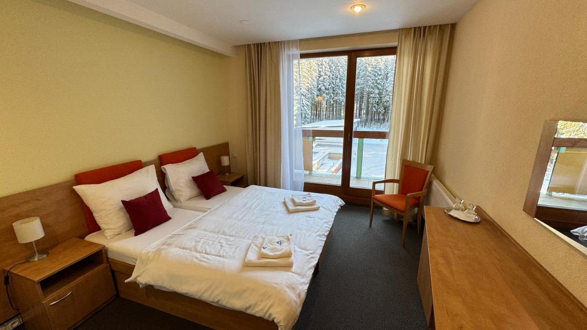 HOTEL OSOBITÁ - Housity