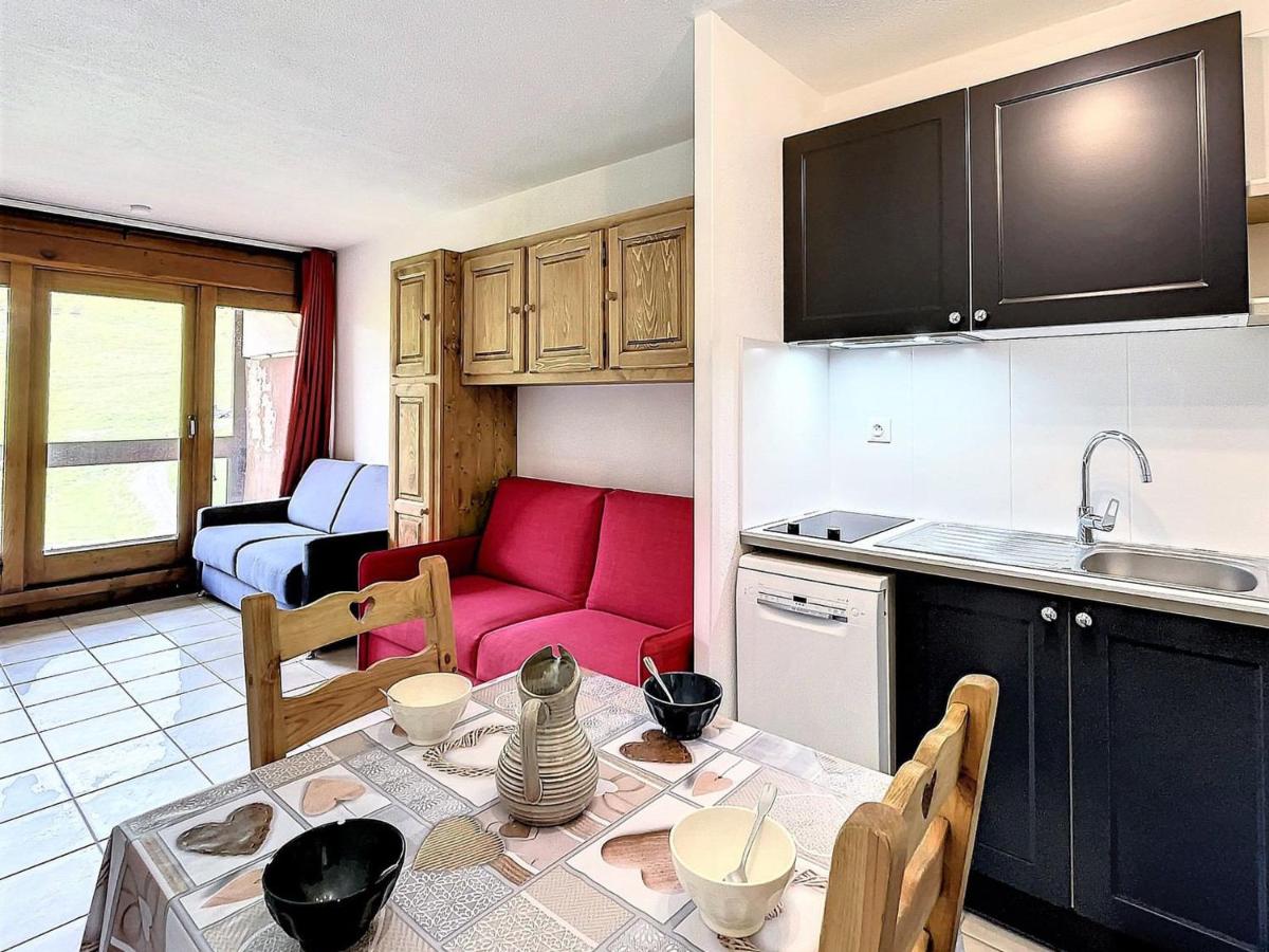 Studio lumineux avec balcon - Pied des pistes, piscine, parking et commerces à proximité - FR-1-267-218 - Housity