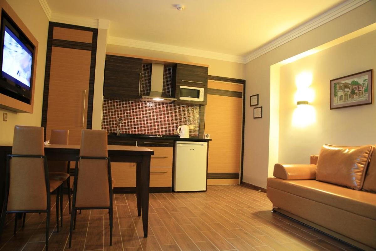 Club Alpina - Housity