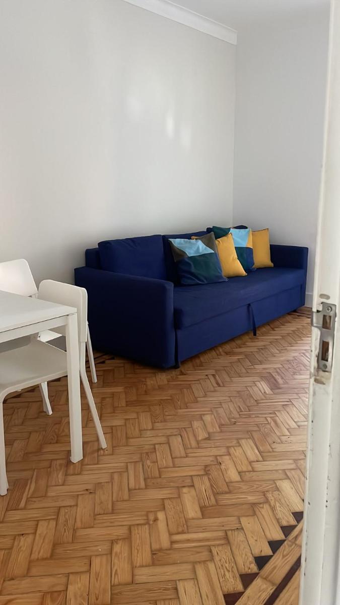 Greater Lisbon Cozy 2B Apartment - Odivelas - Housity