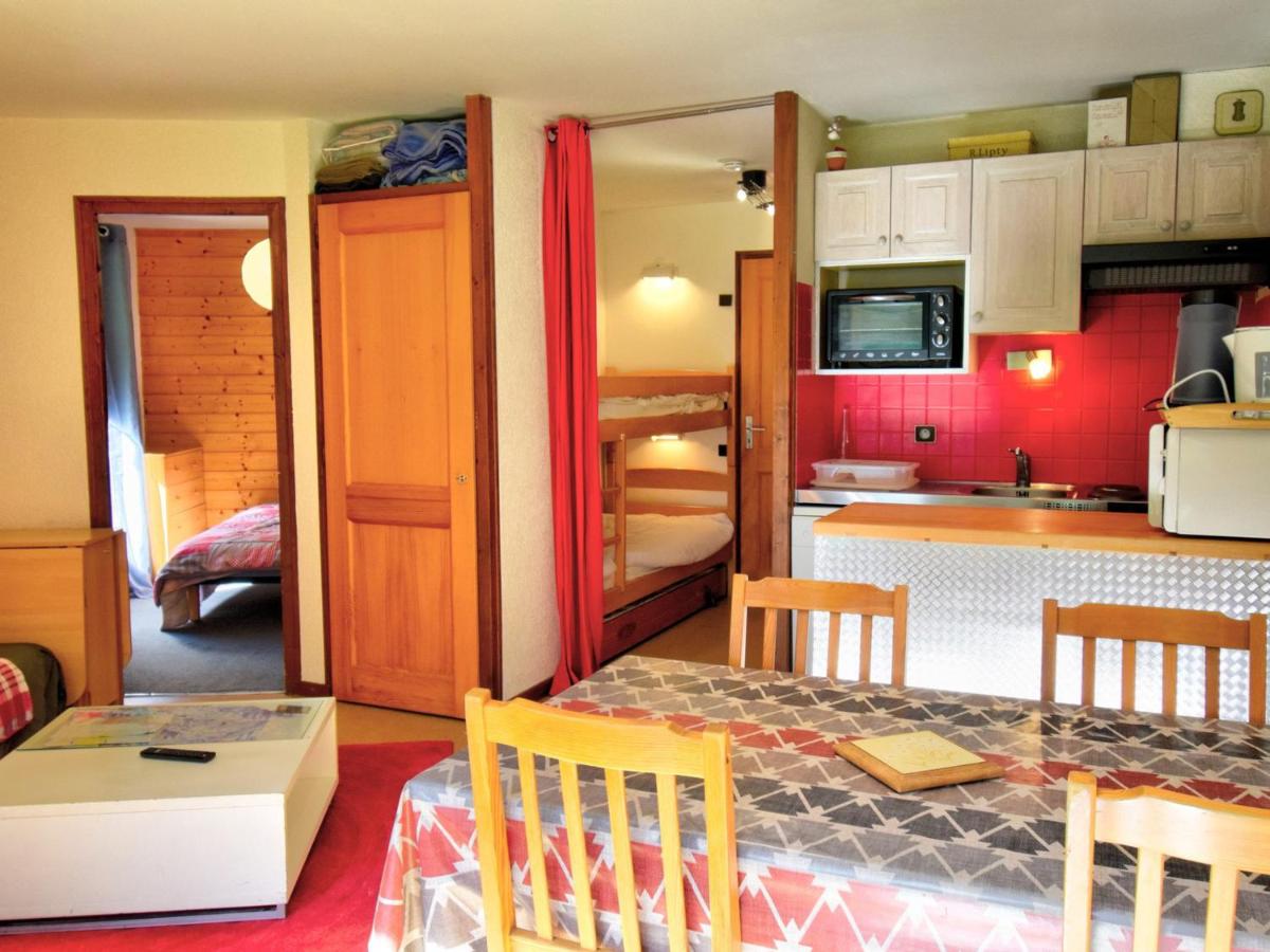Appartement cosy 2 pièces, proche centre Morzine, balcon, parking, animaux admis - FR-1-524-24 - Housity