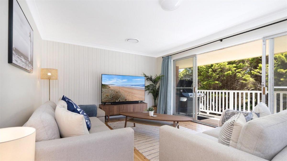 Sandy Cheeks Beachstay - Housity