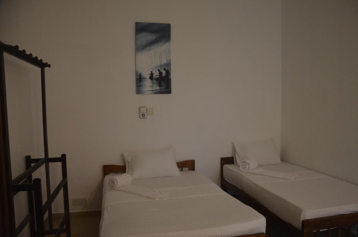 The Dom hotel & restaurant - Housity