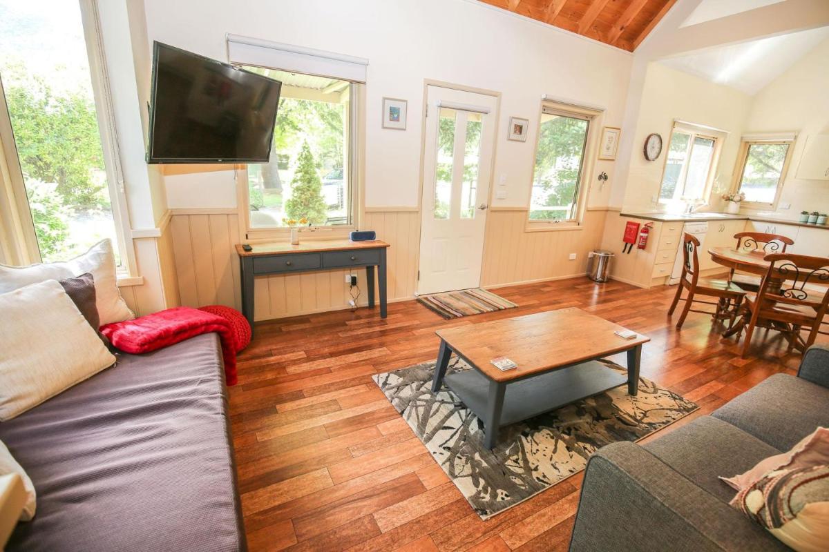 Alpine Arnica Cottage 1 - Housity