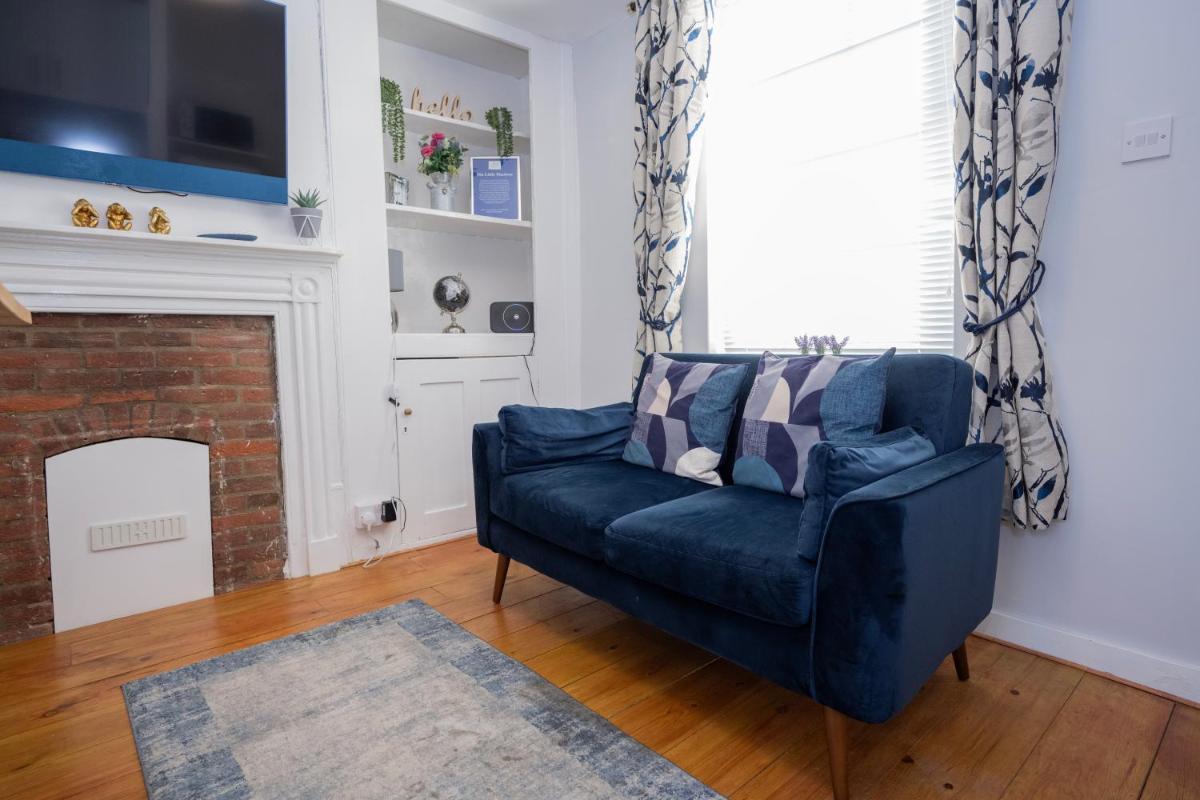 The Little Marlowe - 1 Bed City Centre Cottage - Housity