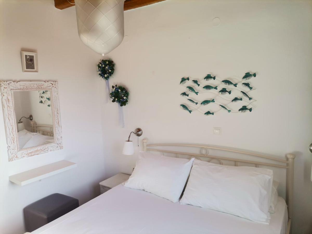 Maroussa's Apartments - Housity