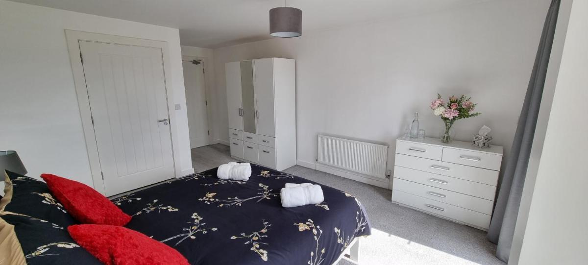 Room in City Centre Penthouse Apartment - Housity