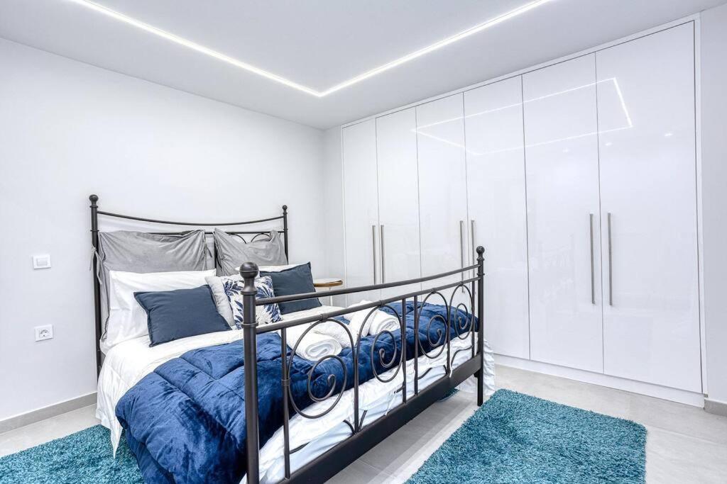 Luminous Luxury House - Housity